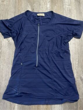 Athleta Pacifica Navy Half Zip Shortsleeved Athletic Top Women's Large